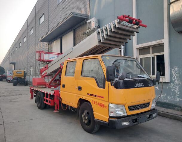 程力威牌CLW5041TBAJ5型搬家作業車